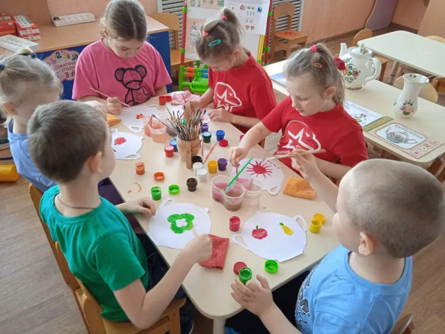 Что за чудо у казачки на столе?